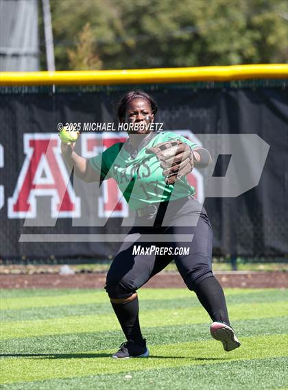 Thumbnail 1 in Berkner @ Lake Highlands photogallery.