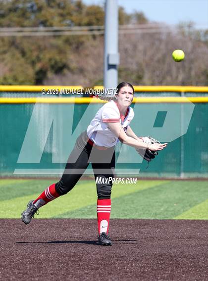 Thumbnail 1 in Berkner @ Lake Highlands photogallery.