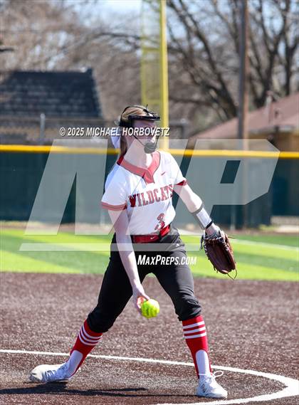 Thumbnail 3 in Berkner @ Lake Highlands photogallery.