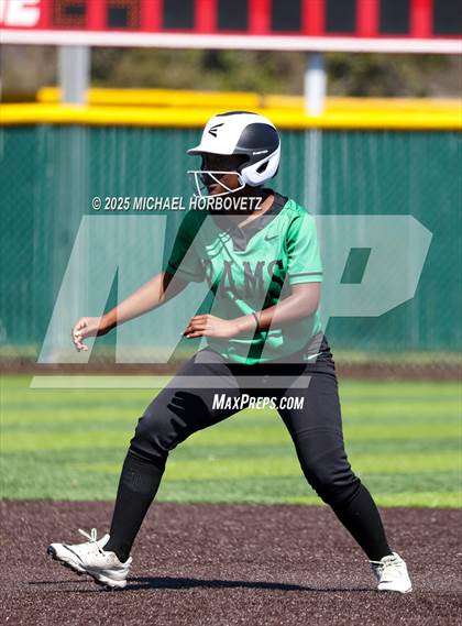Thumbnail 3 in Berkner @ Lake Highlands photogallery.