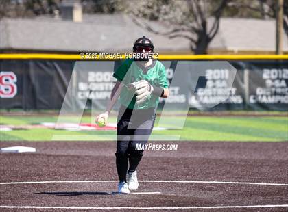 Thumbnail 2 in Berkner @ Lake Highlands photogallery.