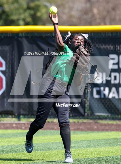 Thumbnail 3 in Berkner @ Lake Highlands photogallery.