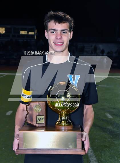 Thumbnail 3 in Yuma Catholic vs. Veritas Prep (AIA 3A State Final Awards) photogallery.