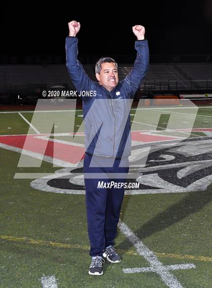 Thumbnail 1 in Yuma Catholic vs. Veritas Prep (AIA 3A State Final Awards) photogallery.