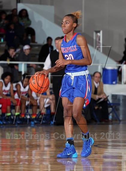 Thumbnail 2 in Manvel vs.  Duncanville (McDonald's Texas Invitational) photogallery.