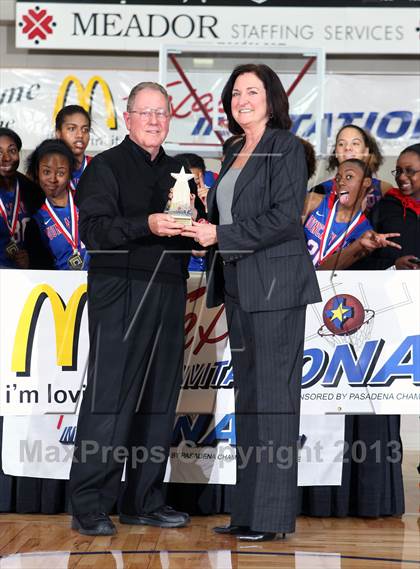 Thumbnail 3 in Manvel vs.  Duncanville (McDonald's Texas Invitational) photogallery.