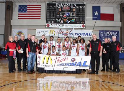 Thumbnail 3 in Manvel vs.  Duncanville (McDonald's Texas Invitational) photogallery.