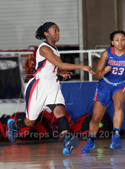 Thumbnail 1 in Manvel vs.  Duncanville (McDonald's Texas Invitational) photogallery.