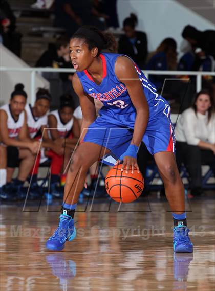 Thumbnail 2 in Manvel vs.  Duncanville (McDonald's Texas Invitational) photogallery.