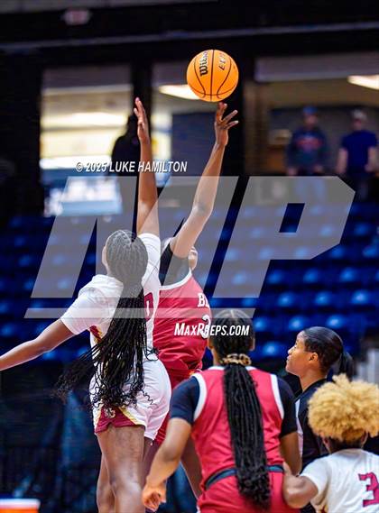 Thumbnail 1 in Holy Innocents vs Hebron (GHSA Private Championship) photogallery.