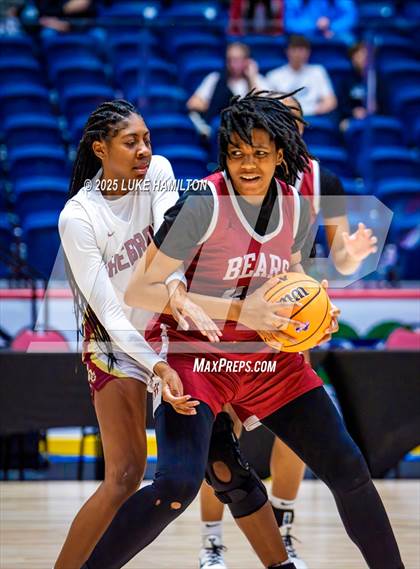 Thumbnail 1 in Holy Innocents vs Hebron (GHSA Private Championship) photogallery.