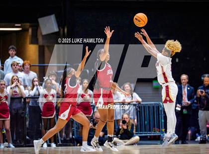 Thumbnail 2 in Holy Innocents vs Hebron (GHSA Private Championship) photogallery.