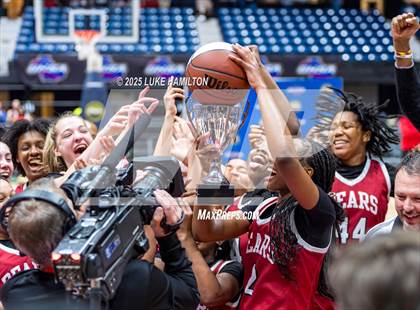 Thumbnail 2 in Holy Innocents vs Hebron (GHSA Private Championship) photogallery.