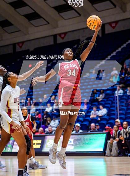 Thumbnail 2 in Holy Innocents vs Hebron (GHSA Private Championship) photogallery.