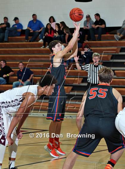 Thumbnail 1 in Alcoa vs  William Blount (Renasant Bank Christmas tournament) photogallery.