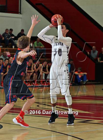 Thumbnail 2 in Alcoa vs  William Blount (Renasant Bank Christmas tournament) photogallery.