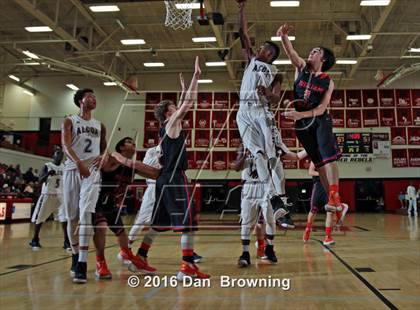 Thumbnail 3 in Alcoa vs  William Blount (Renasant Bank Christmas tournament) photogallery.