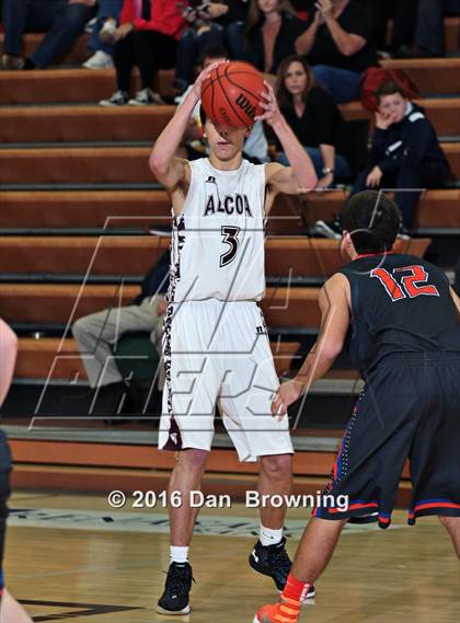 Thumbnail 2 in Alcoa vs  William Blount (Renasant Bank Christmas tournament) photogallery.