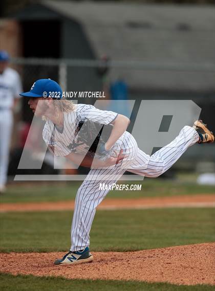 Thumbnail 2 in Sale Creek vs South Pittsburg photogallery.