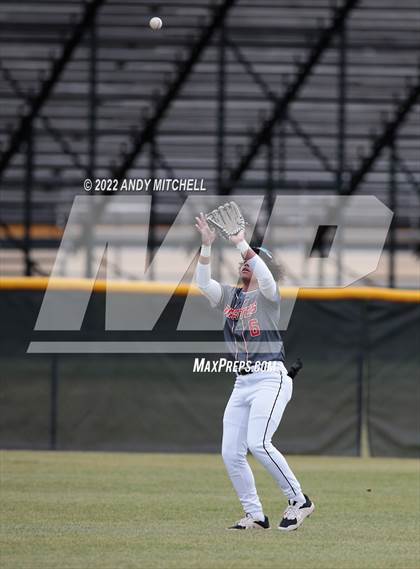 Thumbnail 2 in Sale Creek vs South Pittsburg photogallery.
