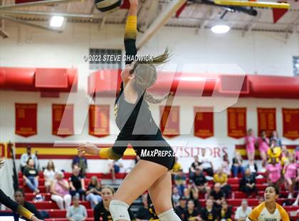 Thumbnail 2 in Saguaro @ Seton Catholic photogallery.