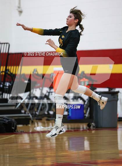 Thumbnail 3 in Saguaro @ Seton Catholic photogallery.