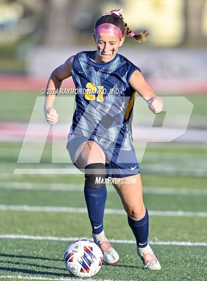 Thumbnail 3 in Delta vs Jay County (IHSAA 2A Section 24 Semifinal) photogallery.