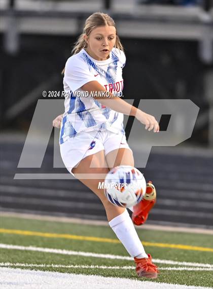 Thumbnail 1 in Delta vs Jay County (IHSAA 2A Section 24 Semifinal) photogallery.