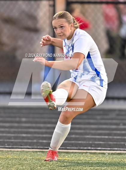 Thumbnail 2 in Delta vs Jay County (IHSAA 2A Section 24 Semifinal) photogallery.