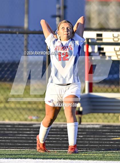 Thumbnail 2 in Delta vs Jay County (IHSAA 2A Section 24 Semifinal) photogallery.
