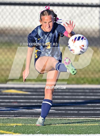 Thumbnail 1 in Delta vs Jay County (IHSAA 2A Section 24 Semifinal) photogallery.