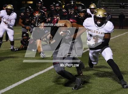 Thumbnail 3 in Oaks Ghristian vs Alemany Varsity photogallery.