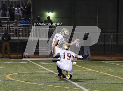 Thumbnail 2 in Oaks Ghristian vs Alemany Varsity photogallery.