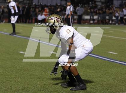 Thumbnail 3 in Oaks Ghristian vs Alemany Varsity photogallery.