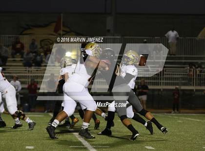 Thumbnail 1 in Oaks Ghristian vs Alemany Varsity photogallery.