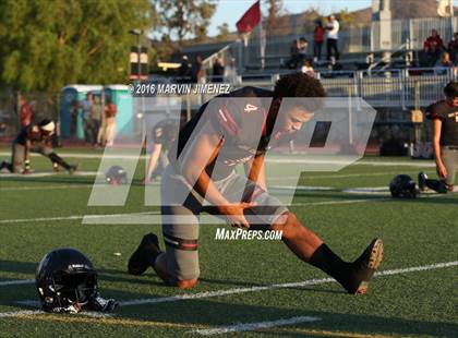 Thumbnail 2 in Oaks Ghristian vs Alemany Varsity photogallery.