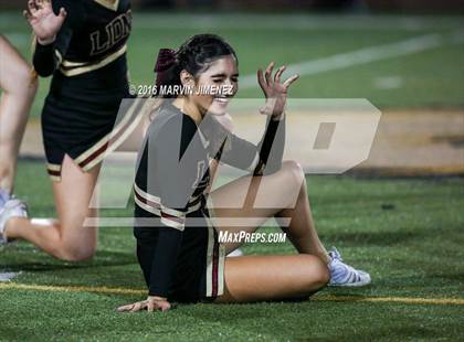 Thumbnail 1 in Oaks Ghristian vs Alemany Varsity photogallery.