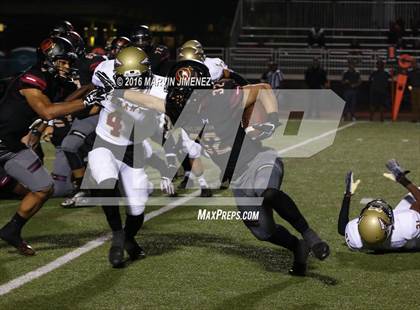 Thumbnail 2 in Oaks Ghristian vs Alemany Varsity photogallery.