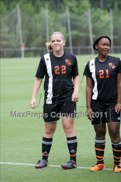Thumbnail 3 in Southwest Onslow vs Central Academy (NCHSAA 1A Final) photogallery.