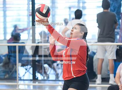 Thumbnail 2 in Dobson vs Holbrook (EPIC Tournament Chandler Prep Invite) photogallery.
