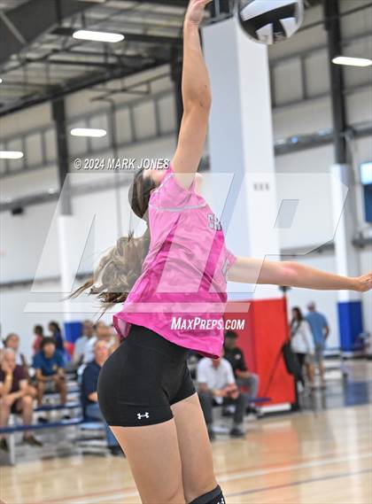 Thumbnail 3 in Seton Catholic vs. Faith Lutheran (Nike TOC Southwest) photogallery.
