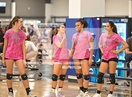 Thumbnail 3 in Seton Catholic vs. Faith Lutheran (Nike TOC Southwest) photogallery.