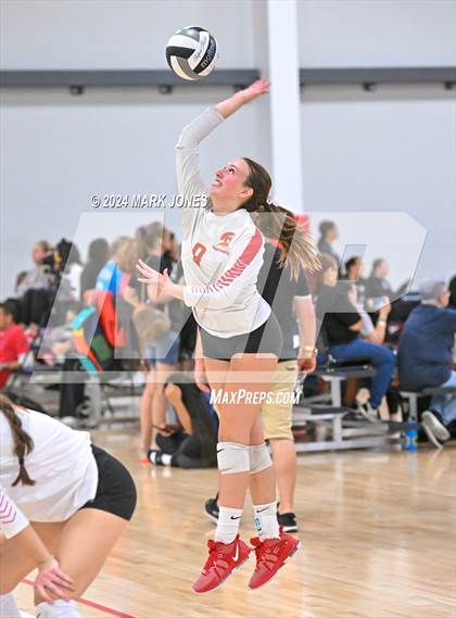 Thumbnail 3 in Seton Catholic vs. Faith Lutheran (Nike TOC Southwest) photogallery.