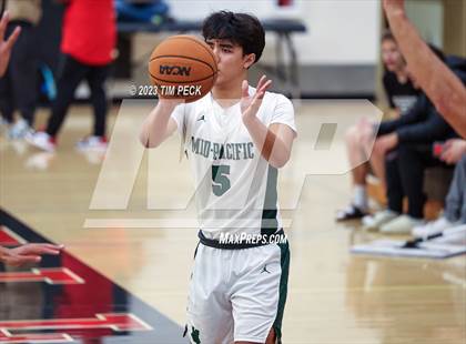 Thumbnail 2 in Mid-Pacific Institute vs. Los Alamitos photogallery.