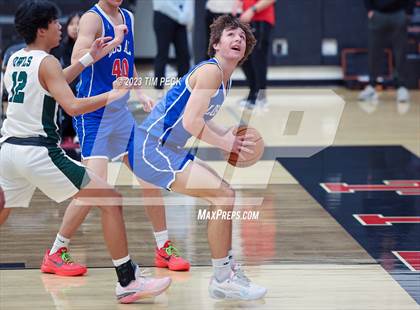 Thumbnail 3 in Mid-Pacific Institute vs. Los Alamitos photogallery.