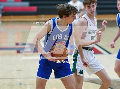 Thumbnail 3 in Mid-Pacific Institute vs. Los Alamitos photogallery.