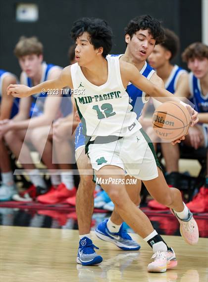 Thumbnail 1 in Mid-Pacific Institute vs. Los Alamitos photogallery.