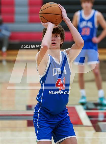 Thumbnail 3 in Mid-Pacific Institute vs. Los Alamitos photogallery.