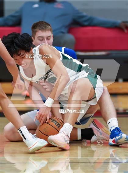 Thumbnail 1 in Mid-Pacific Institute vs. Los Alamitos photogallery.