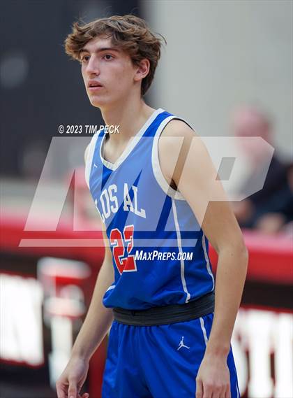 Thumbnail 2 in Mid-Pacific Institute vs. Los Alamitos photogallery.